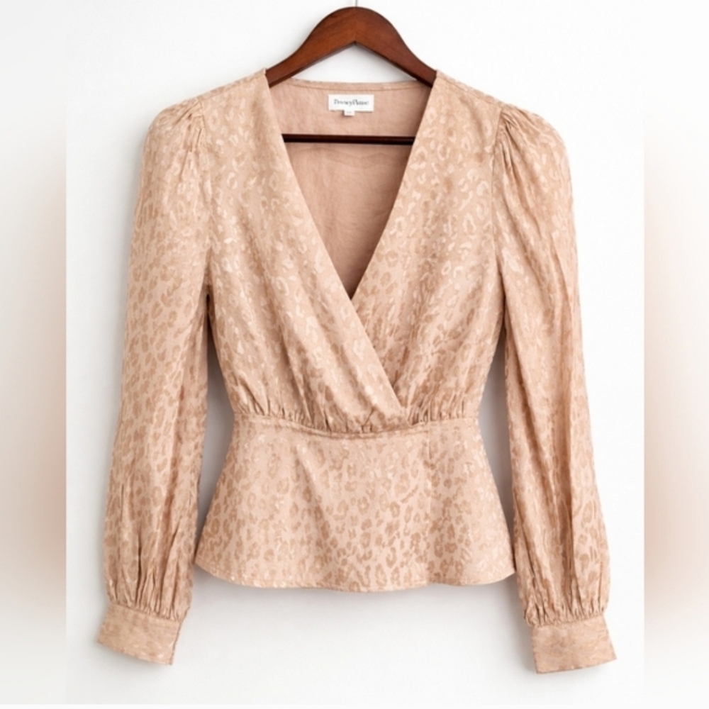 Privacy Please Revolve Isobel Jacquard P Bisness Casual Top in Blush Size XS.